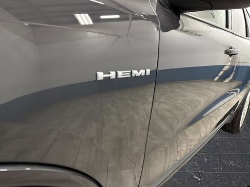 Used 2025 Dodge Durango R/T image 39