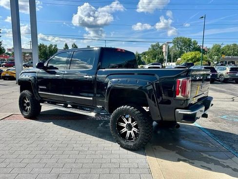 Used 2018 GMC Sierra 1500 SLT w/ SLT Premium Package AWD/4WD image 5