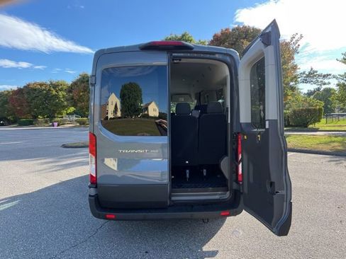 Used 2022 Ford Transit 350 XLT image 24