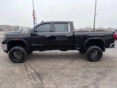 Used 2023 GMC Sierra 2500 SLT w/ SLT Convenience Package image 11