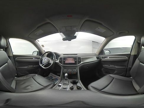Used 2018 Volkswagen Atlas SE image 12