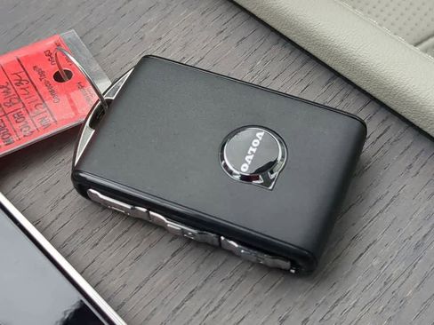 New 2026 Volvo XC90 T8 Ultra w/ Protection Package Premier image 34