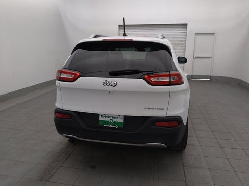 Used 2018 Jeep Cherokee Limited FWD image 7