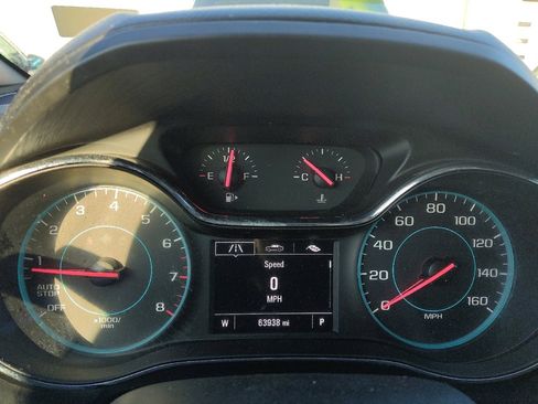 Used 2018 Chevrolet Cruze LT w/ Convenience Package image 23