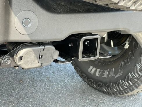 New 2026 Ford Bronco Outer Banks w/ Sasquatch Package AWD/4WD image 6