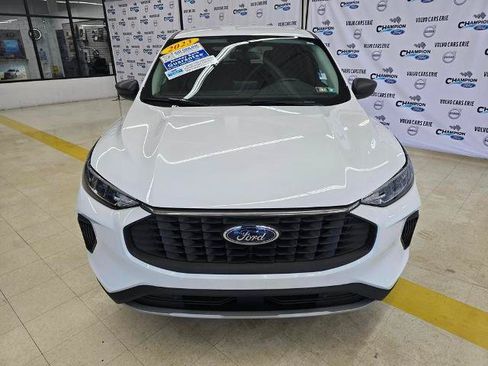 Certified 2023 Ford Escape Active AWD/4WD image 2