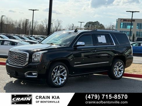 Used 2018 GMC Yukon Denali w/ Denali Ultimate Package image 3