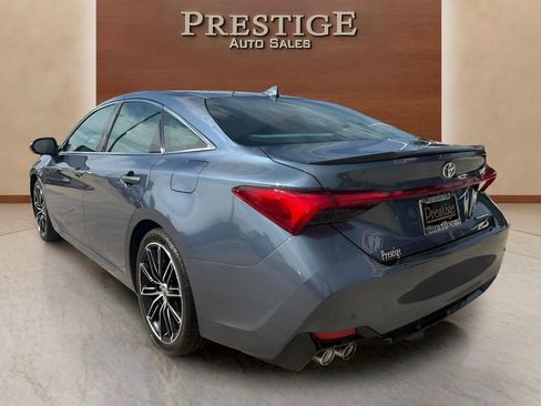 Used 2020 Toyota Avalon Touring w/ Advanced Safety Package image 28