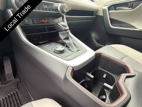 Used 2024 Toyota RAV4 Limited w/ Advanced Technology Package AWD/4WD image 25
