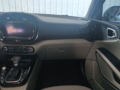 Used 2024 Kia Soul EX image 26