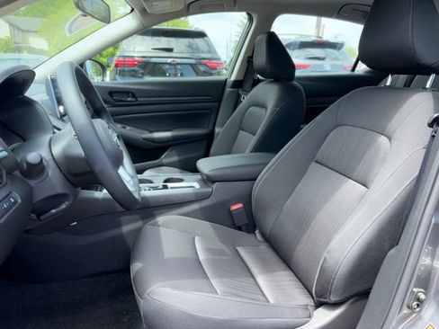 New 2026 Nissan Altima 2.5 SV FWD image 11