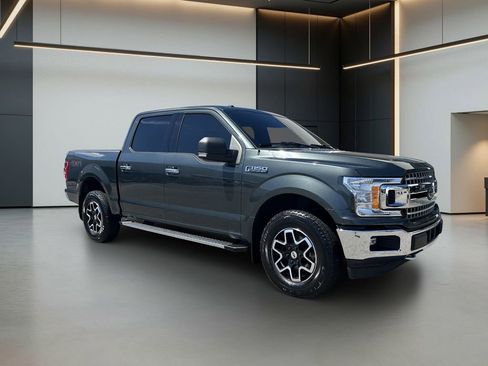 Used 2018 Ford F150 XLT w/ Equipment Group 302A Luxury AWD/4WD image 7
