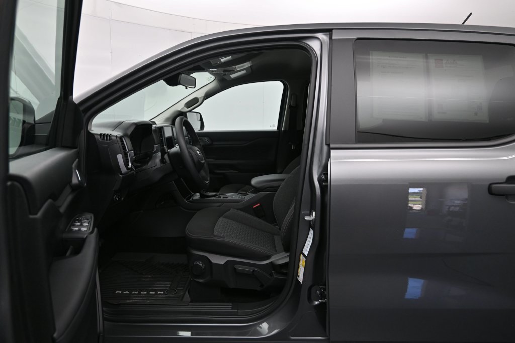 Used 2025 Ford Ranger XL RWD image 19