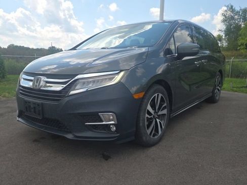 Used 2018 Honda Odyssey Elite image 2