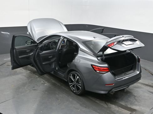 Used 2022 Nissan Sentra SR w/ Trunk Package image 45