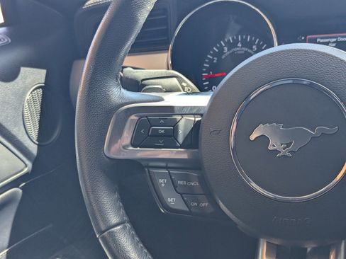 Used 2016 Ford Mustang GT Premium image 18