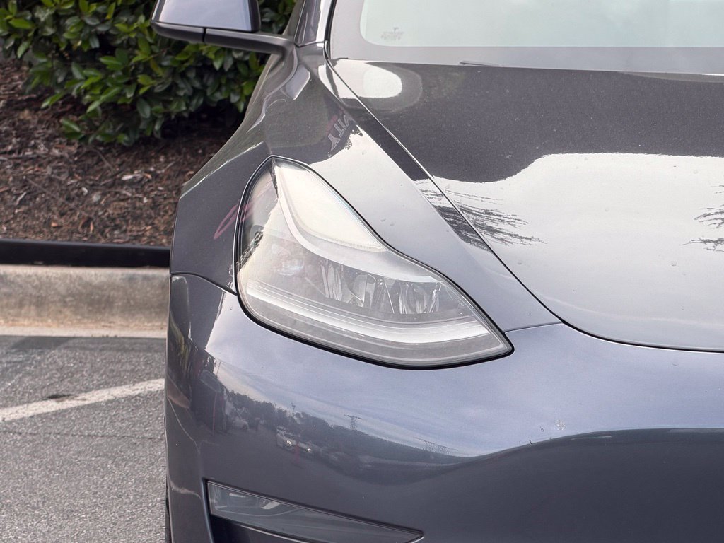 Used 2021 Tesla Model 3 Standard Range Plus RWD image 4