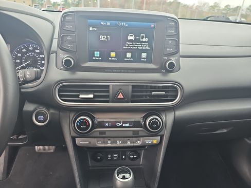 Used 2020 Hyundai Kona Limited w/ Cargo Package image 20