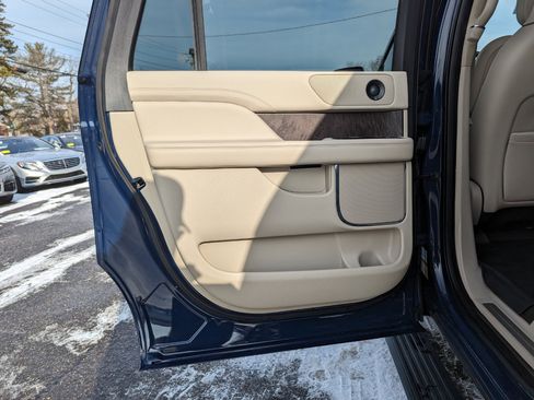 Used 2020 Lincoln Navigator L Reserve w/ Equipment Group 201A Reserve image 48