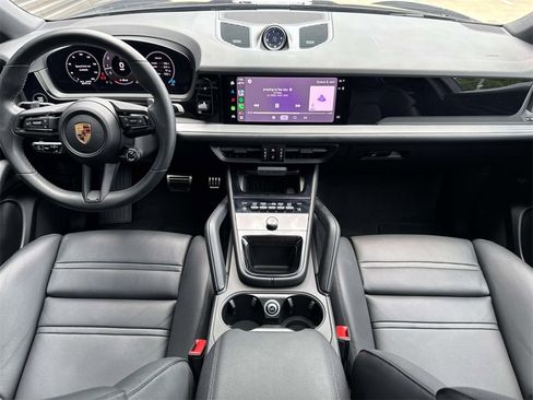 Used 2025 Porsche Cayenne S image 18