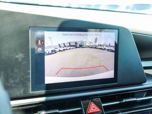 Used 2023 Kia Niro LX FWD image 29