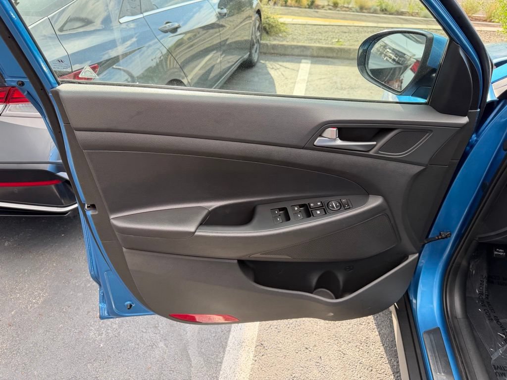 Used 2017 Hyundai Tucson Sport FWD image 10