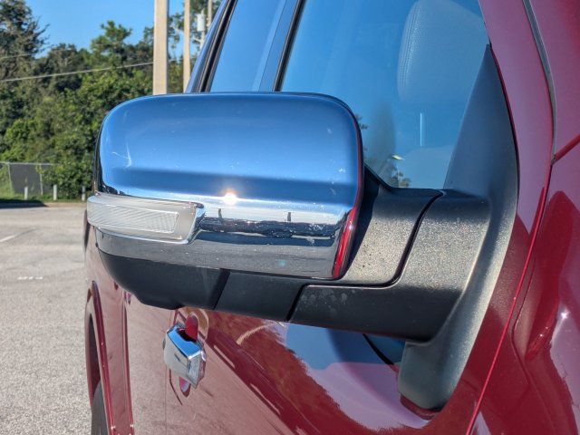 Used 2024 Nissan Titan Platinum Reserve w/ Moonroof Package AWD/4WD image 12