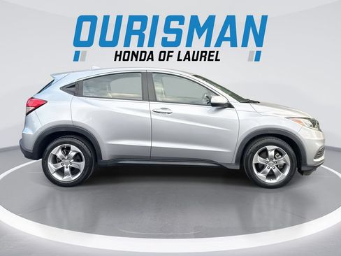 Used 2021 Honda HR-V LX image 9