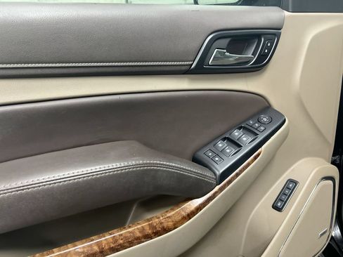 Used 2017 Chevrolet Suburban Premier AWD/4WD image 21