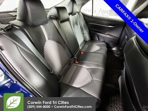 Used 2024 Toyota Camry SE image 16