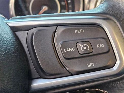 Used 2019 Jeep Wrangler Unlimited Sahara w/ LED Lighting Group image 10