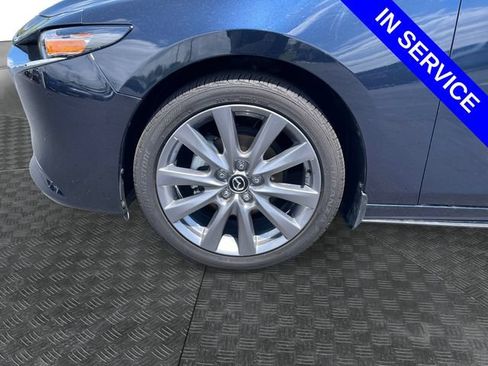Used 2025 MAZDA MAZDA3 s w/ Black Accent Package FWD image 15