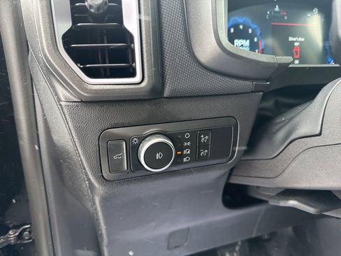 Used 2025 Ford Bronco Sport Badlands image 17