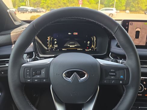 Used 2026 INFINITI QX60 Sport image 11