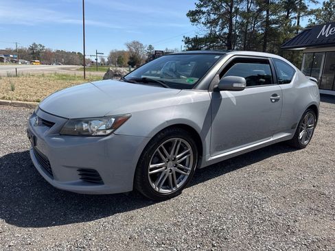 Used 2011 Scion tC image 2