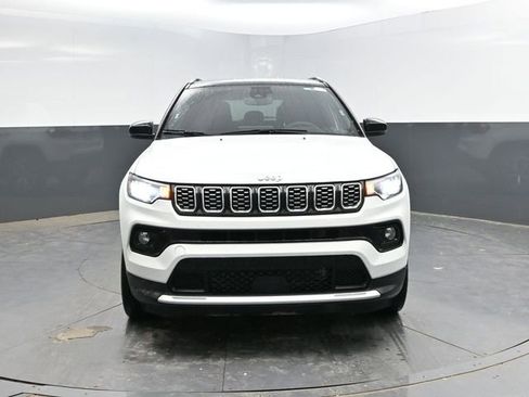 Used 2026 Jeep Compass Limited AWD/4WD image 2