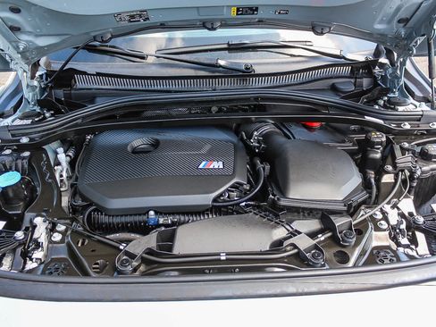 Used 2025 BMW M235i xDrive w/ Technology Package AWD/4WD image 25