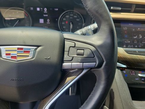 Used 2020 Cadillac XT6 Sport w/ Platinum Package AWD/4WD image 12