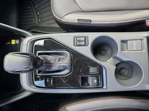 Used 2025 Subaru Crosstrek 2.5i Limited image 18