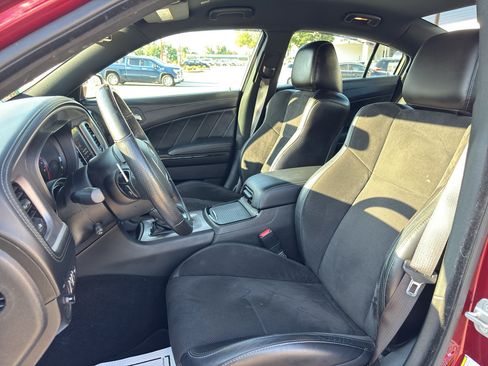 Used 2022 Dodge Charger R/T w/ Plus Group RWD image 12