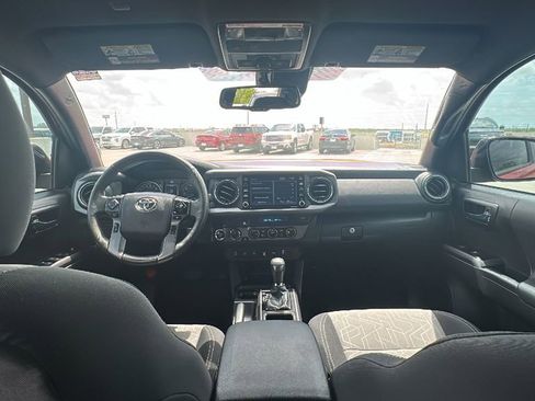 Used 2023 Toyota Tacoma TRD Off-Road w/ Technology Package image 29