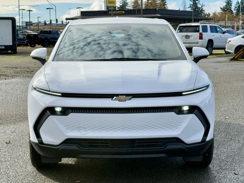 New 2026 Chevrolet Equinox RS image 8