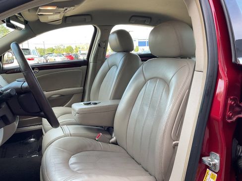 Used 2008 Buick Lucerne CXL w/ Driver Confidence Package FWD image 17