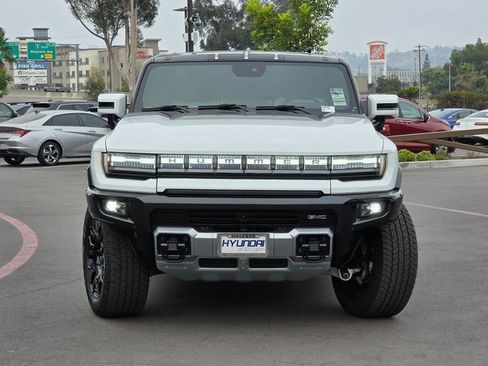 Used 2025 GMC Hummer EV 2X image 3