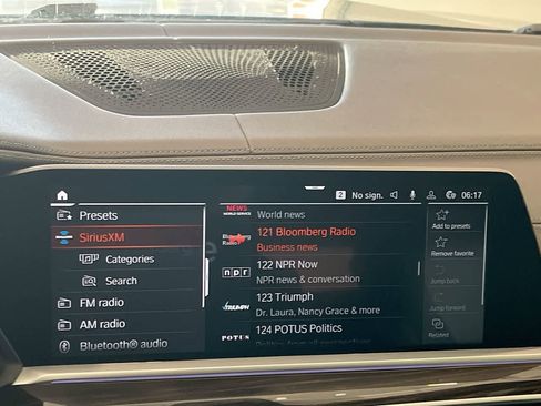 Used 2021 BMW X5 xDrive40i w/ Premium Package 2 AWD/4WD image 16