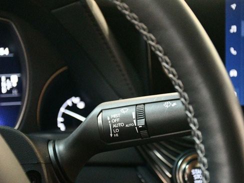 Used 2023 Lexus LS 500 w/ Accessory Package (Z2) image 68