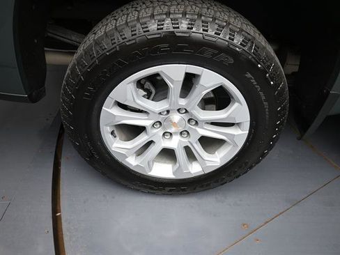 Used 2025 Chevrolet Silverado 1500 LTZ w/ LTZ Premium Texas Edition image 24