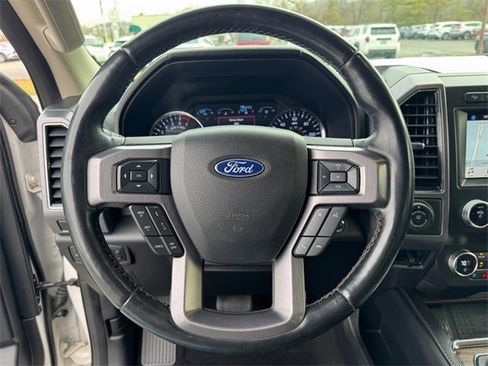 Used 2019 Ford Expedition Platinum image 19