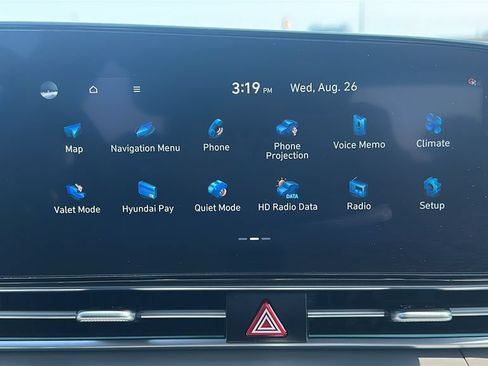 Used 2025 Hyundai Elantra SEL FWD image 25