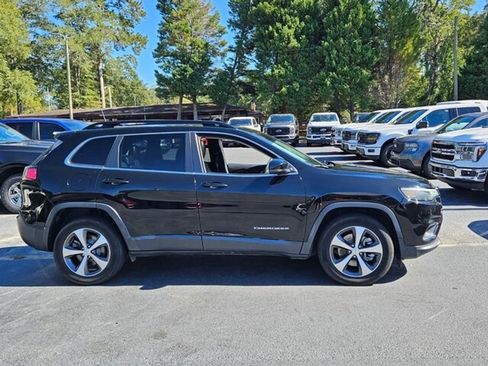 Used 2022 Jeep Cherokee Limited image 19